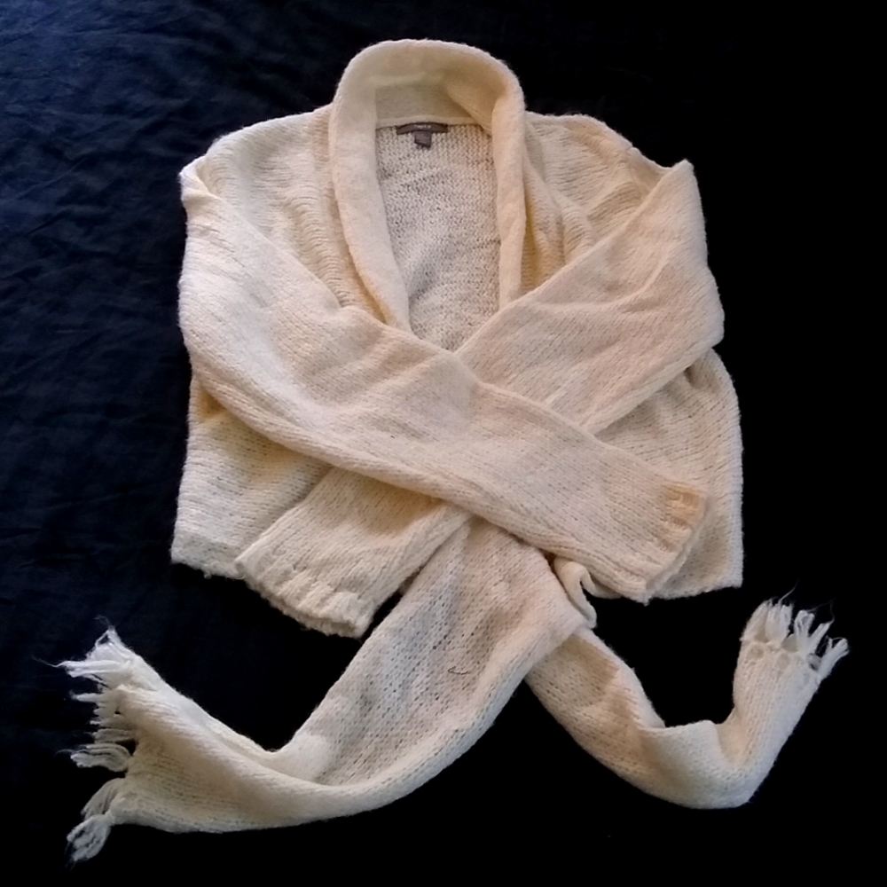 Knit tying cardigan